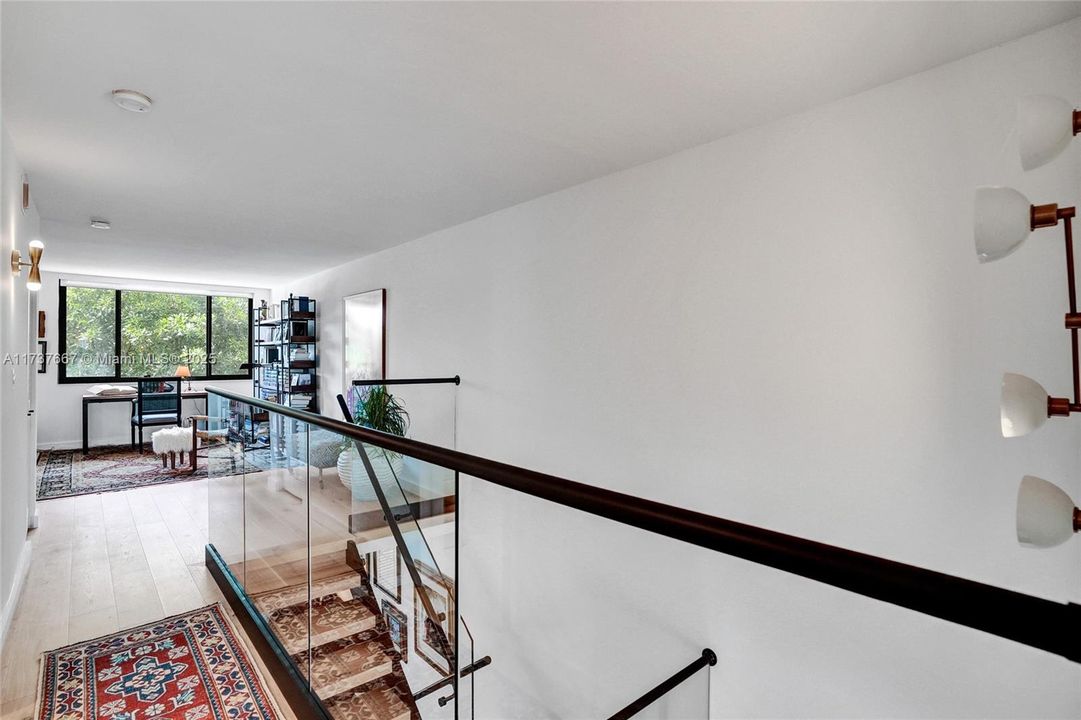 En Venta: $1,699,000 (3 camas, 2 baños, 1750 Pies cuadrados)