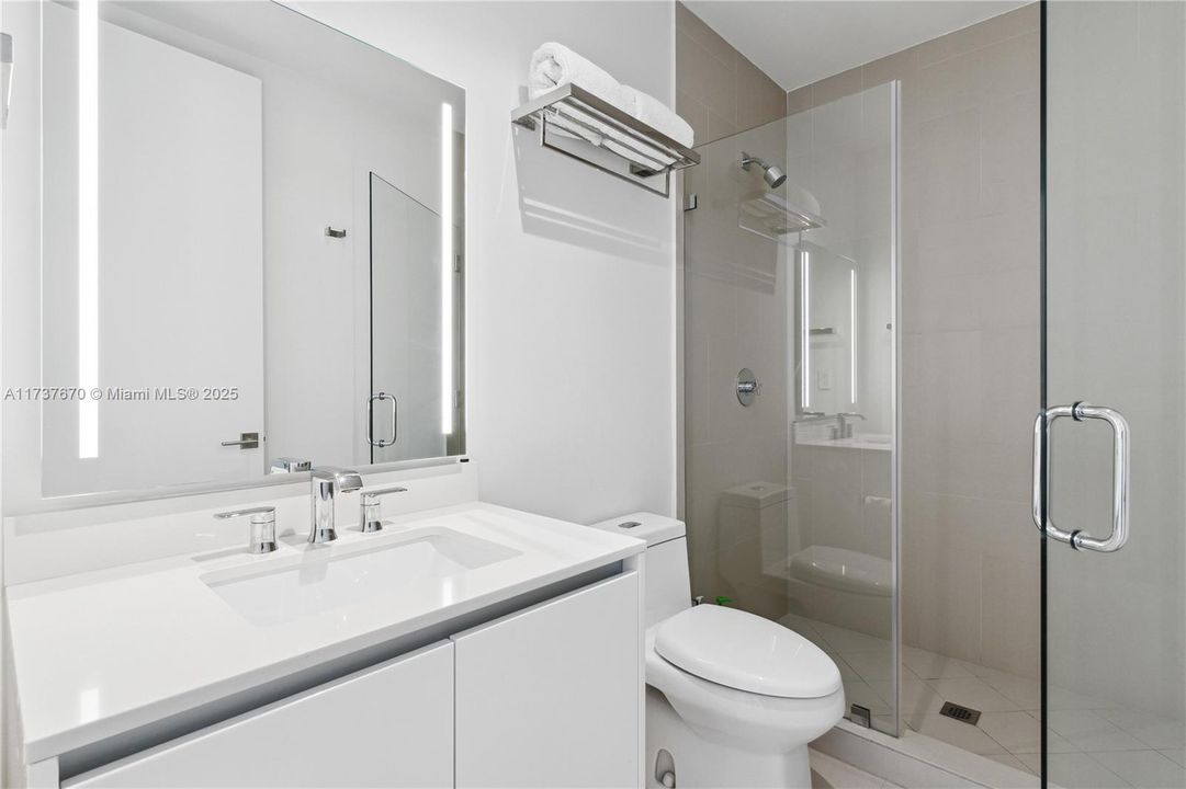 Недавно продано: $6,995,000 (4 спален, 5 ванн, 3233 Квадратных фут)
