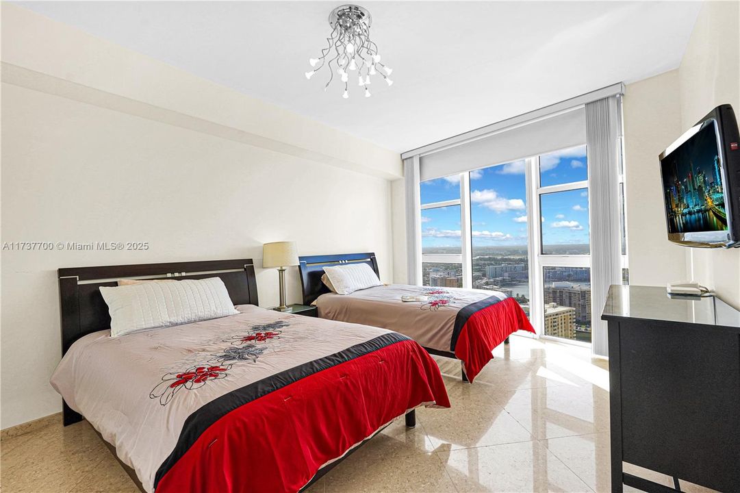 Vendido Recientemente: $1,199,900 (2 camas, 2 baños, 1782 Pies cuadrados)