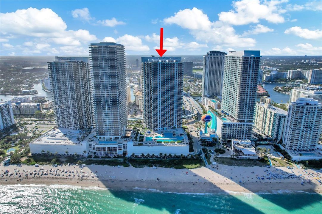 Vendido Recientemente: $1,199,900 (2 camas, 2 baños, 1782 Pies cuadrados)