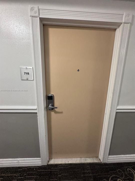 Vendido Recientemente: $119,000 (0 camas, 1 baños, 410 Pies cuadrados)