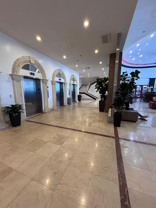 Vendido Recientemente: $119,000 (0 camas, 1 baños, 410 Pies cuadrados)