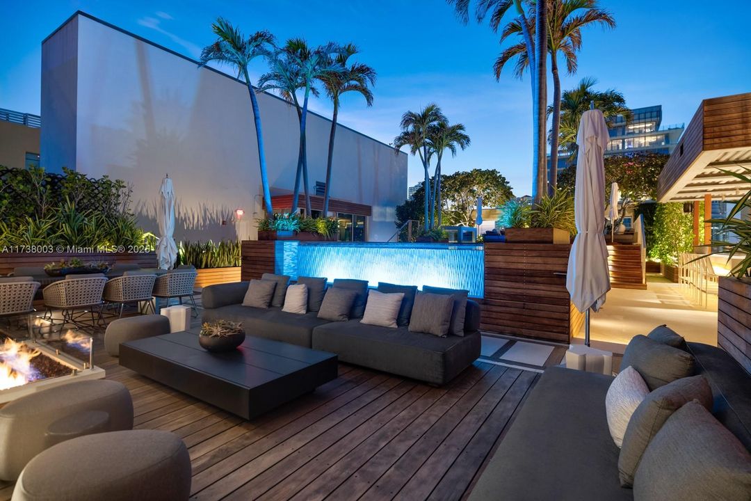 Recently Sold: $26,000,000 (4 beds, 4 baths, 3936 Square Feet)