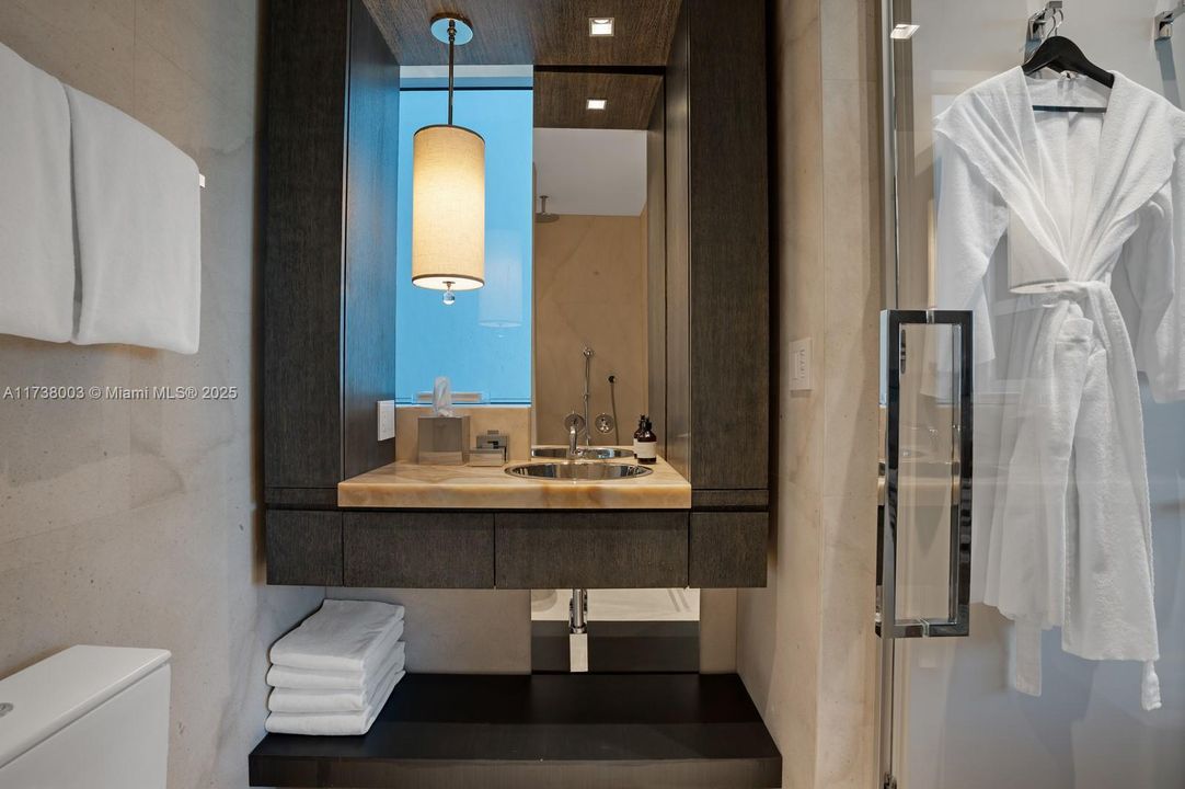 Recently Sold: $26,000,000 (4 beds, 4 baths, 3936 Square Feet)