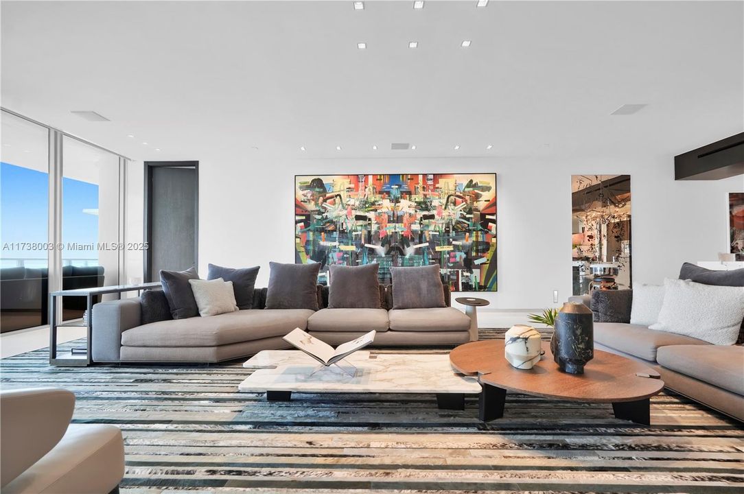 Recently Sold: $26,000,000 (4 beds, 4 baths, 3936 Square Feet)