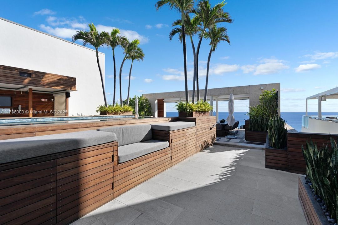 Recently Sold: $26,000,000 (4 beds, 4 baths, 3936 Square Feet)