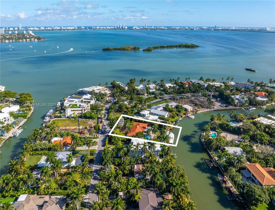 Activo con contrato: $7,500,000 (3 camas, 3 baños, 2860 Pies cuadrados)