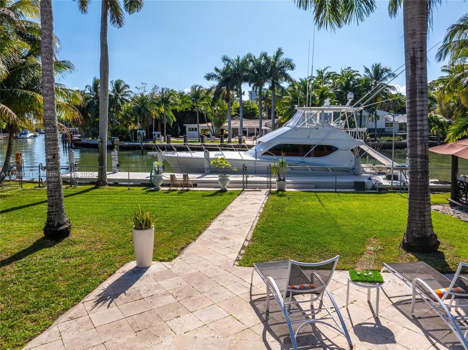 Activo con contrato: $7,500,000 (3 camas, 3 baños, 2860 Pies cuadrados)