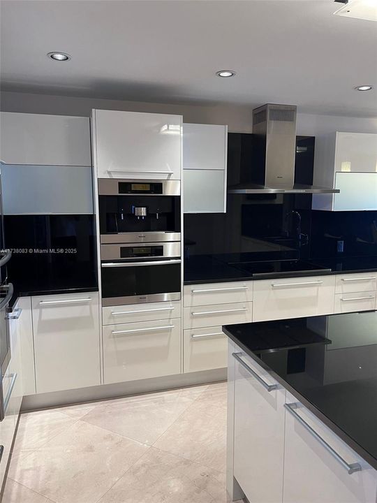 待售: $3,450,000 (3 贝兹, 3 浴室, 1933 平方英尺)