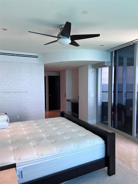 待售: $3,450,000 (3 贝兹, 3 浴室, 1933 平方英尺)