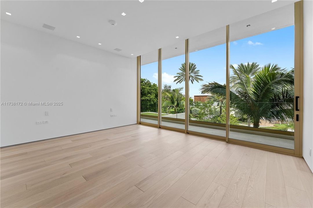 Vendido Recientemente: $34,999,000 (6 camas, 8 baños, 0 Pies cuadrados)