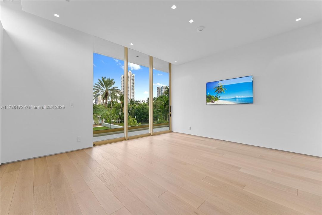 Vendido Recientemente: $34,999,000 (6 camas, 8 baños, 0 Pies cuadrados)