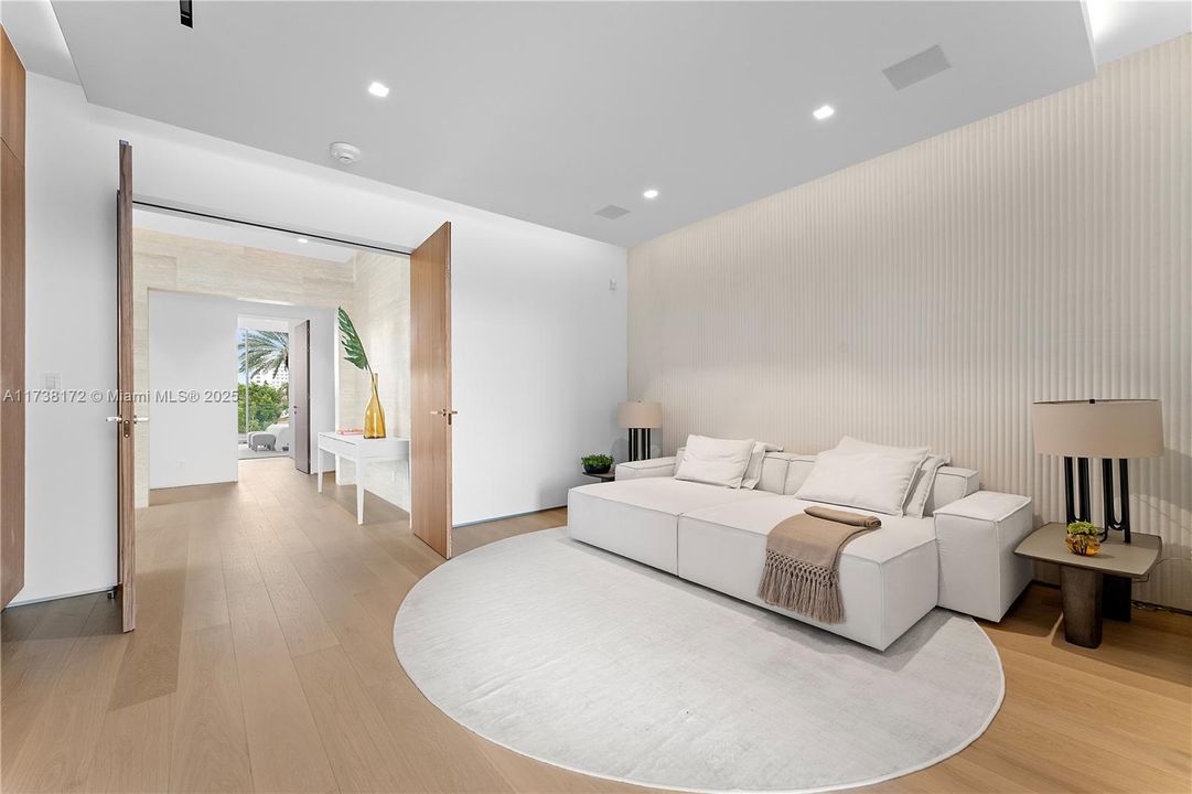 Vendido Recientemente: $34,999,000 (6 camas, 8 baños, 0 Pies cuadrados)