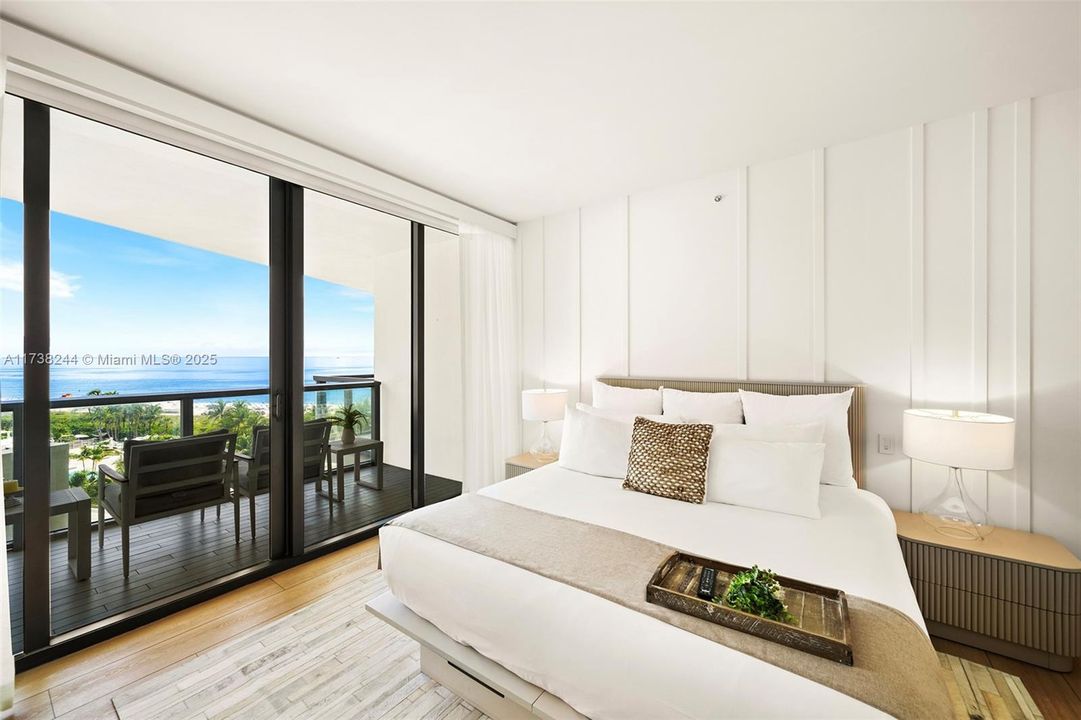 For Sale: $2,650,000 (2 beds, 2 baths, 1287 Square Feet)