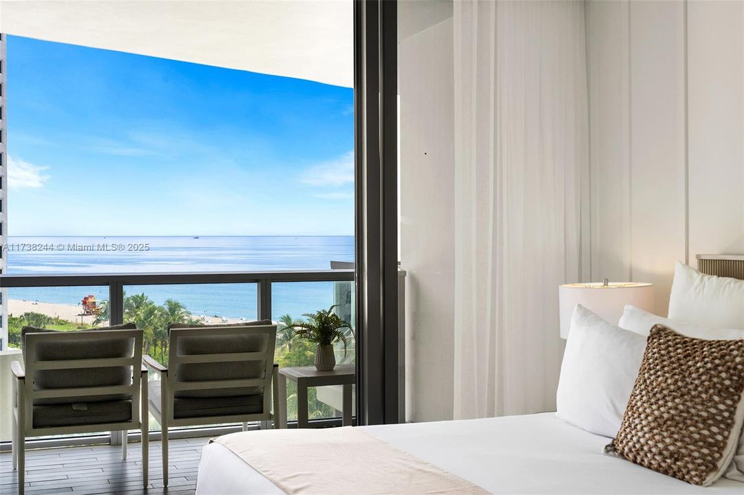 For Sale: $2,650,000 (2 beds, 2 baths, 1287 Square Feet)