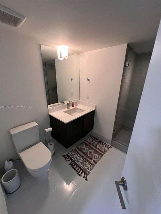 待售: $1,390,000 (2 贝兹, 3 浴室, 1541 平方英尺)