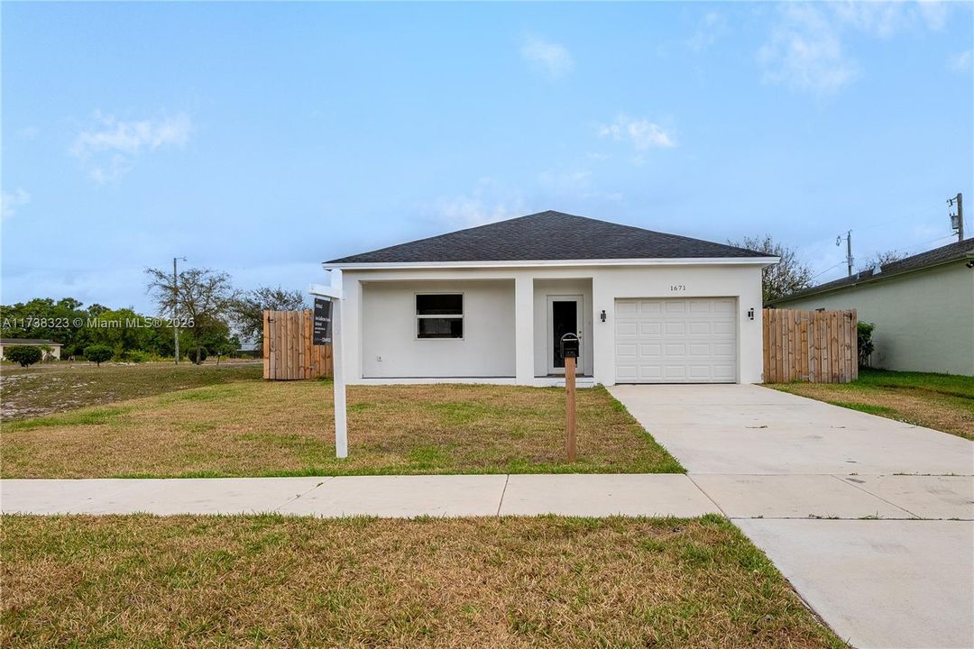 最近售出: $524,000 (4 贝兹, 2 浴室, 1550 平方英尺)