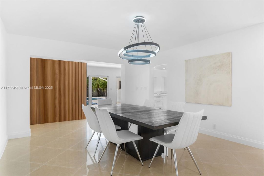 For Sale: $2,999,999 (6 beds, 5 baths, 3990 Square Feet)