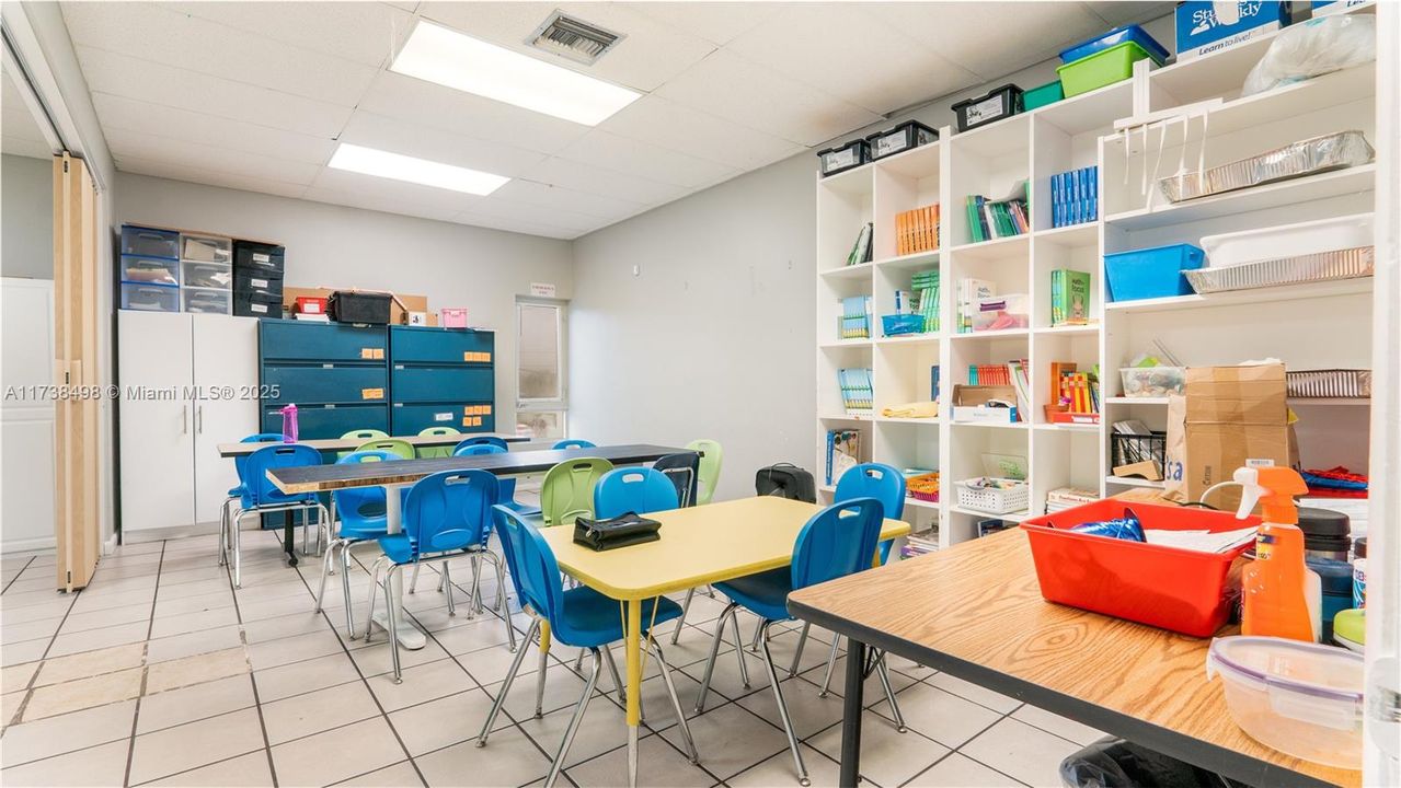 待售: $4,200,000 (0 贝兹, 0 浴室, 0 平方英尺)