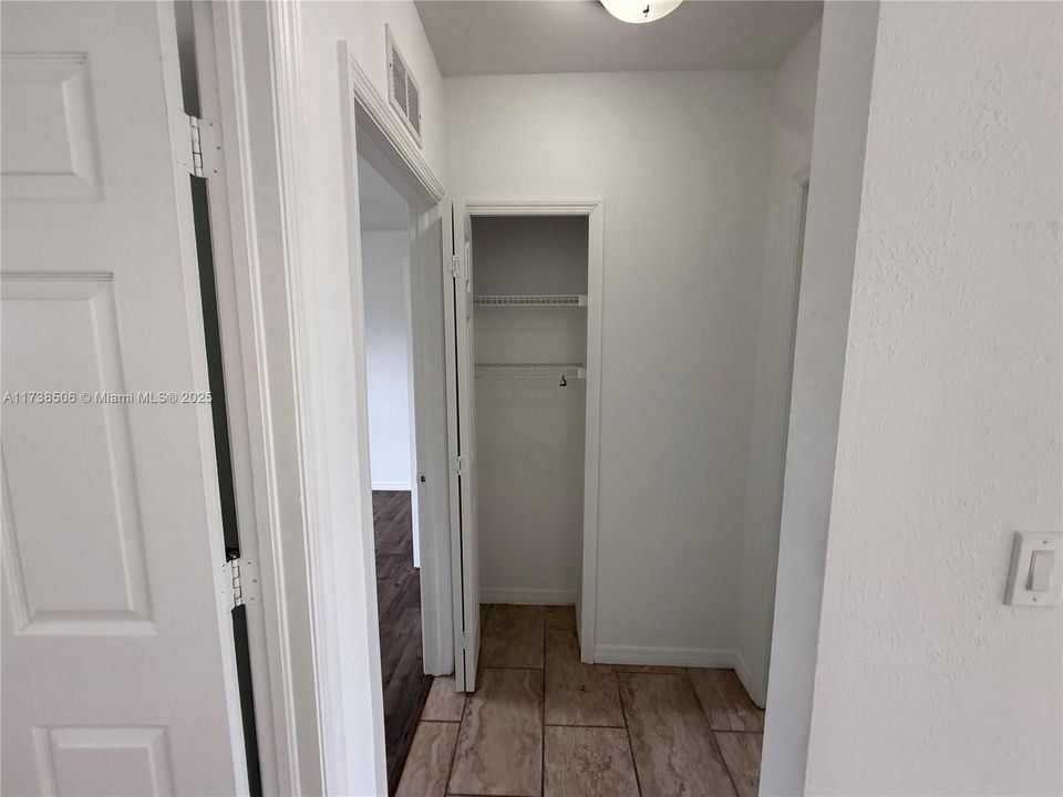 Recently Rented: $1,945 (3 beds, 2 baths, 1357 Square Feet)