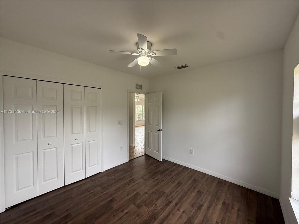 Recently Rented: $1,945 (3 beds, 2 baths, 1357 Square Feet)
