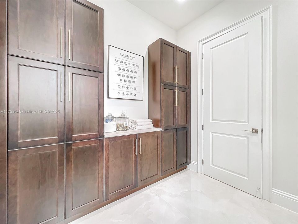 Recently Sold: $1,195,000 (4 beds, 4 baths, 3423 Square Feet)