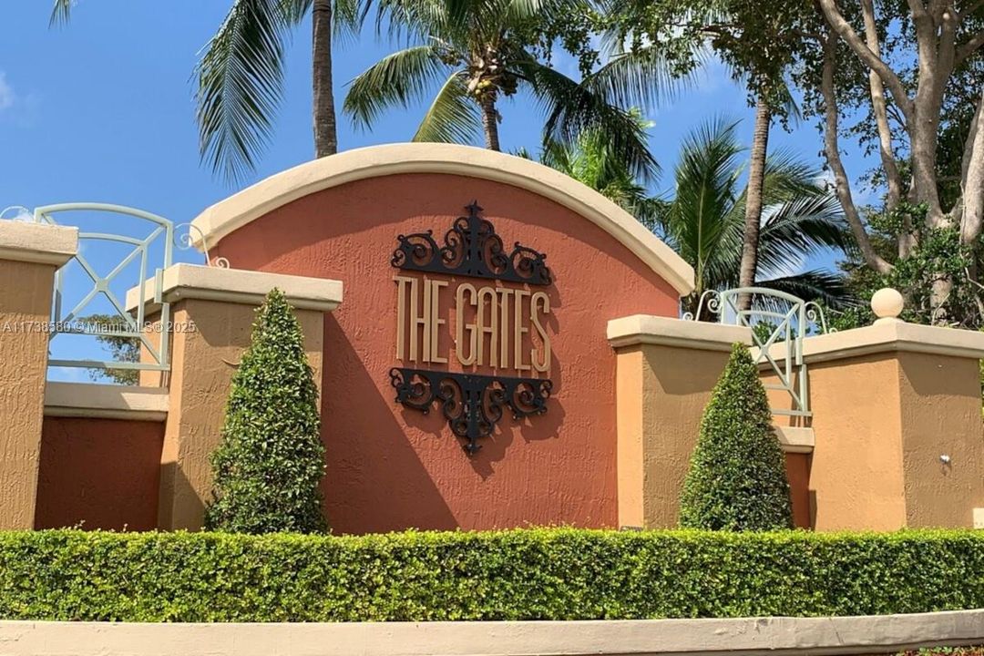 Recently Rented: $3,500 (3 beds, 2 baths, 1460 Square Feet)