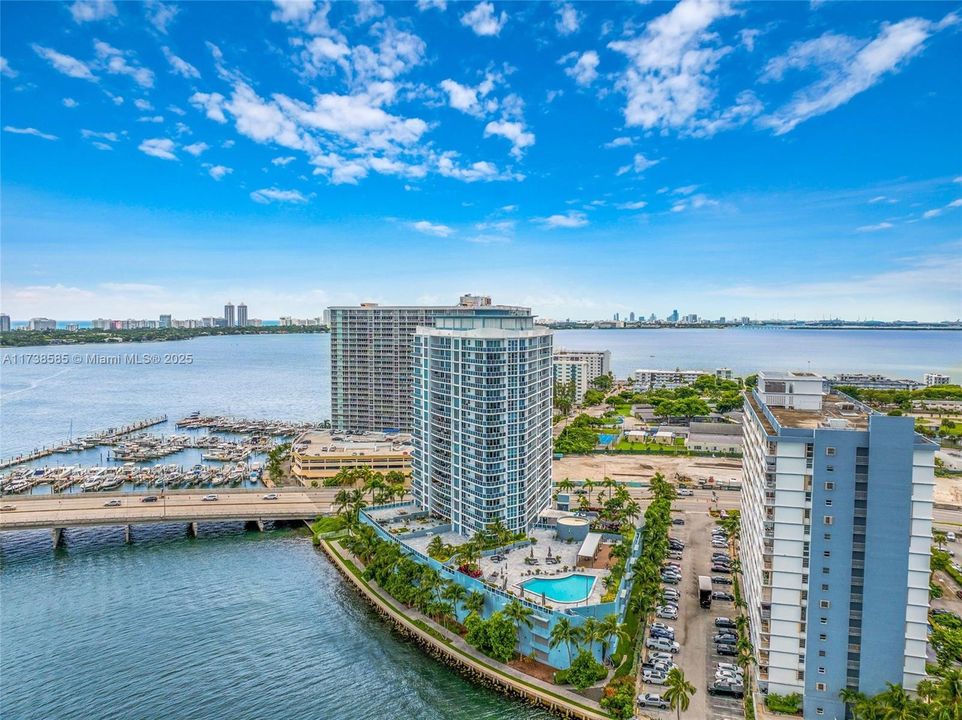 Недавно арендовано: $3,750 (2 спален, 2 ванн, 1274 Квадратных фут)