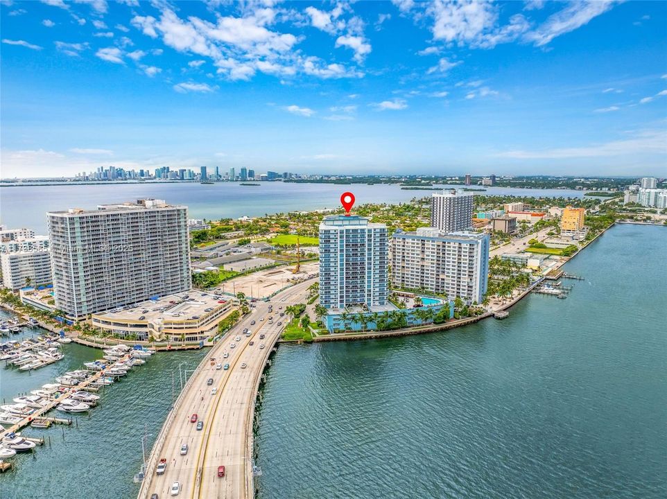 Недавно арендовано: $3,750 (2 спален, 2 ванн, 1274 Квадратных фут)