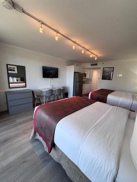 Vendido Recientemente: $119,000 (0 camas, 1 baños, 360 Pies cuadrados)