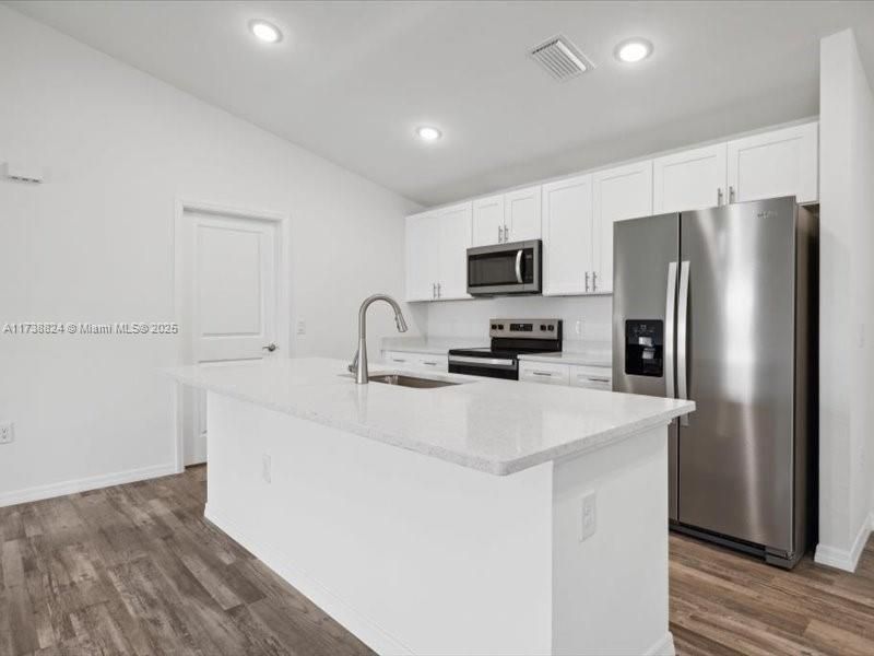 Недавно арендовано: $2,000 (3 спален, 2 ванн, 1767 Квадратных фут)