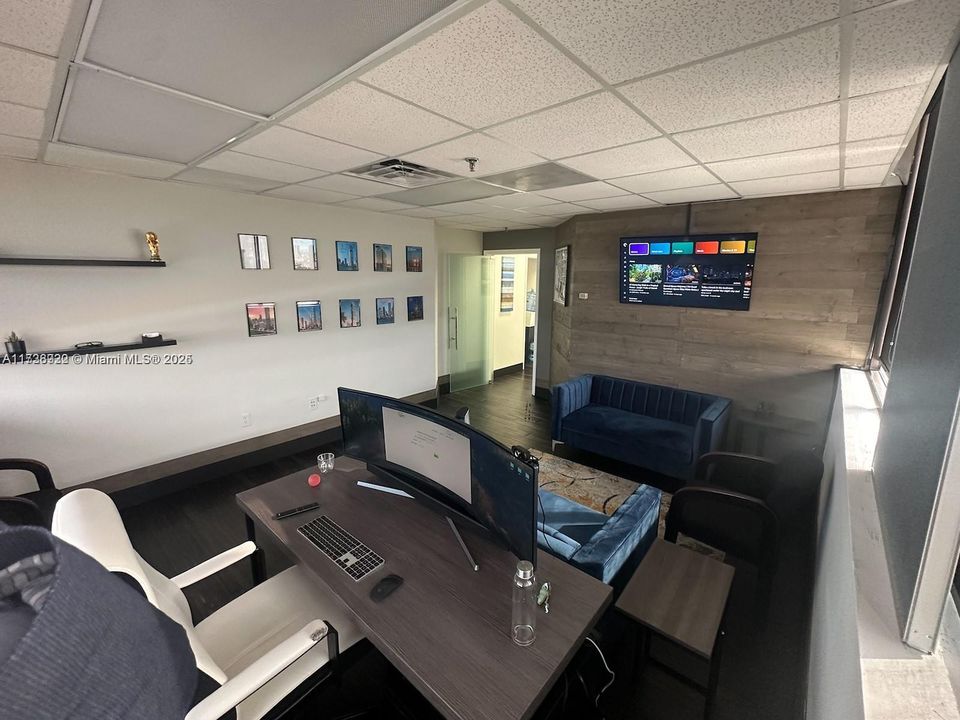 Recently Rented: $2,900 (0 beds, 0 baths, 0 Square Feet)