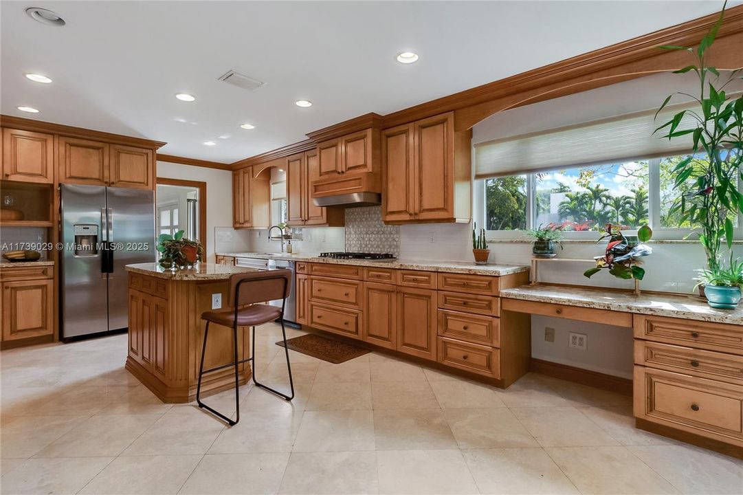 Recently Sold: $1,749,000 (3 beds, 2 baths, 3295 Square Feet)