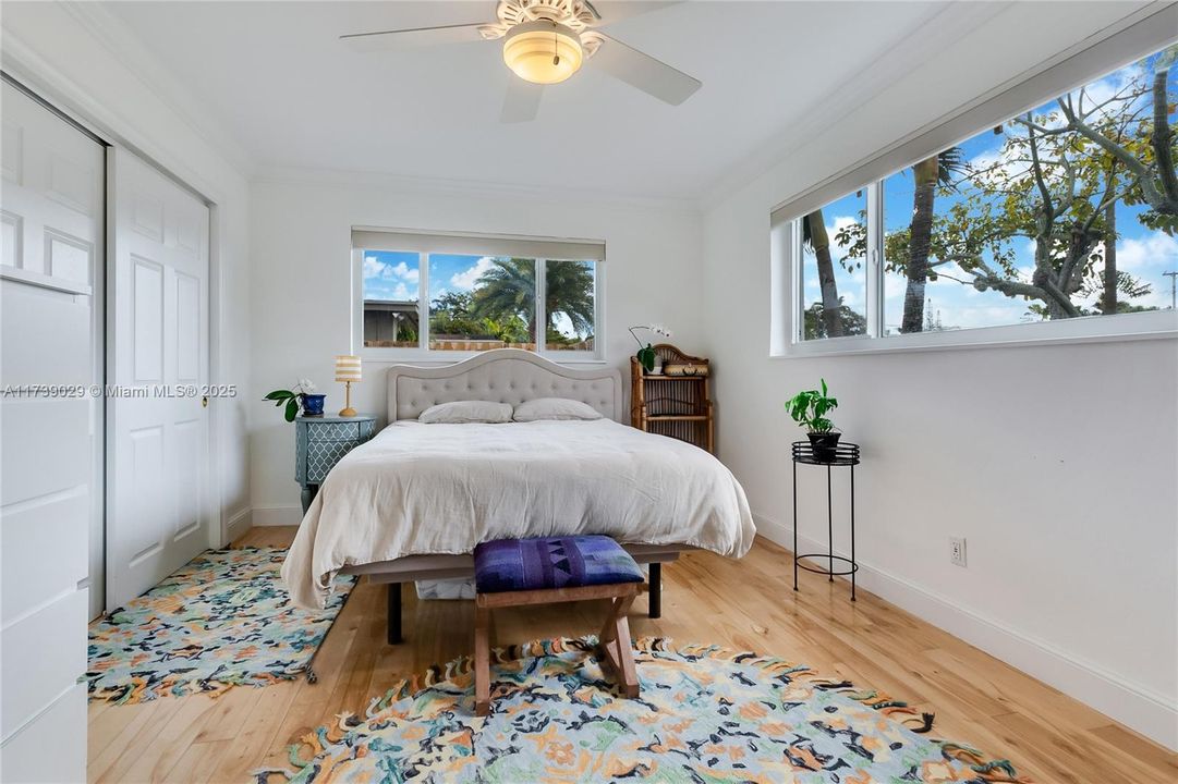 Recently Sold: $1,749,000 (3 beds, 2 baths, 3295 Square Feet)