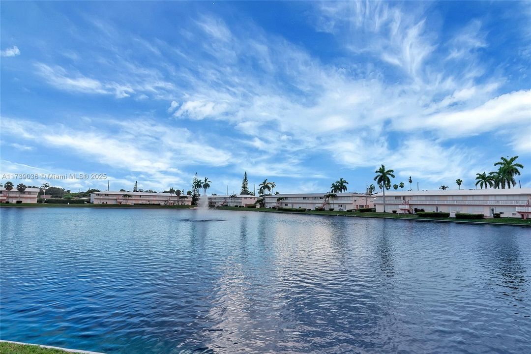 For Sale: $94,900 (1 beds, 1 baths, 625 Square Feet)