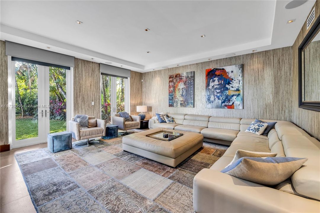 En Venta: $7,500,000 (7 camas, 5 baños, 5735 Pies cuadrados)