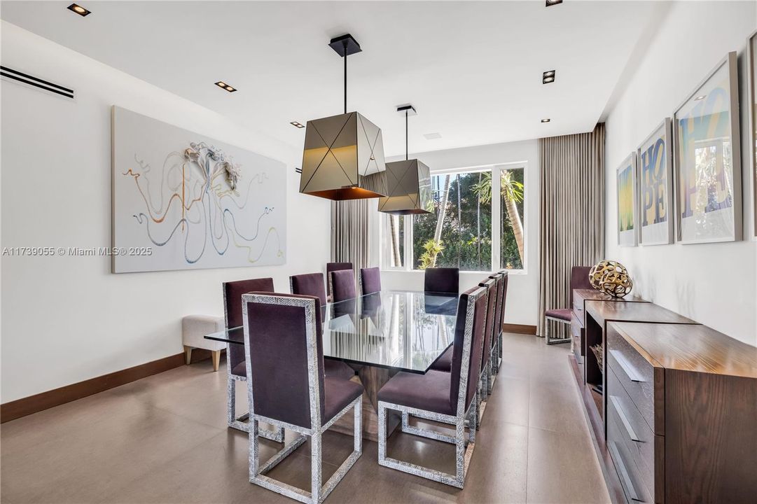 En Venta: $7,500,000 (7 camas, 5 baños, 5735 Pies cuadrados)