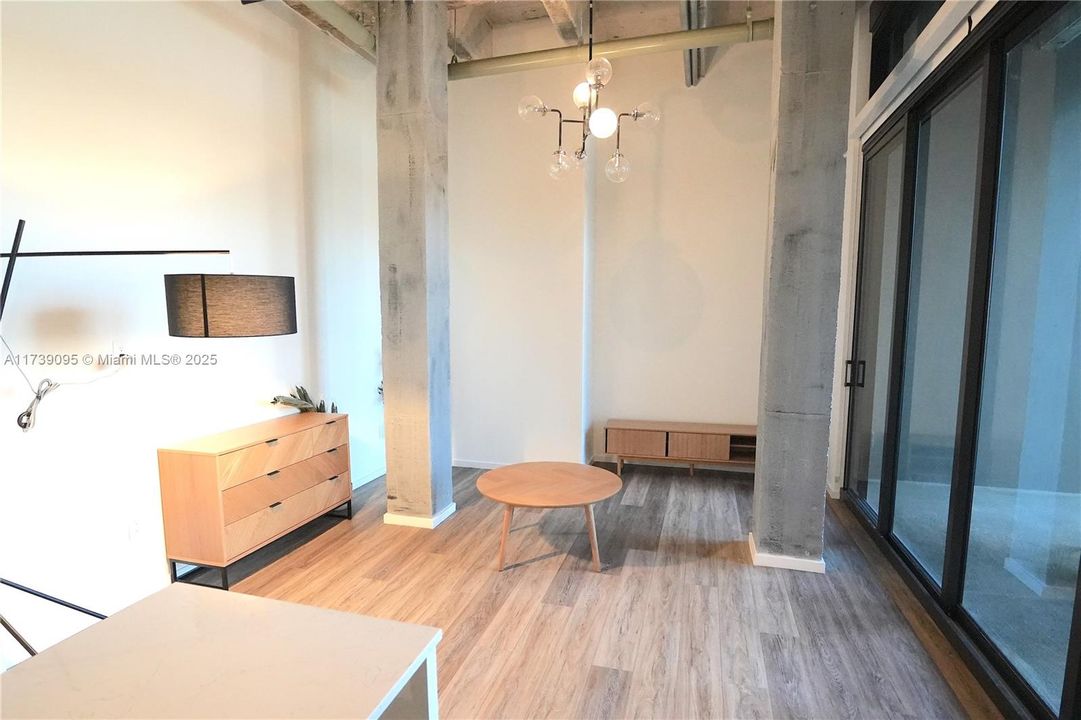 Recently Rented: $4,000 (2 beds, 3 baths, 1306 Square Feet)