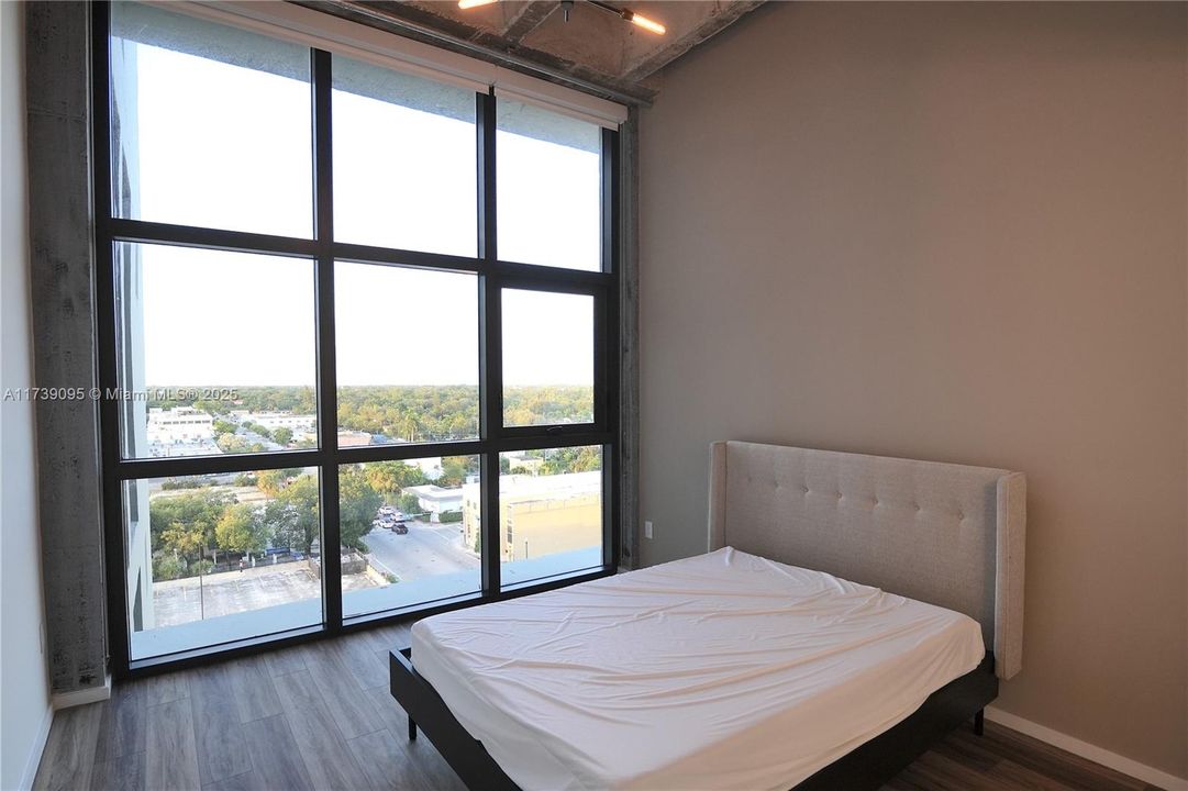 Recently Rented: $4,000 (2 beds, 3 baths, 1306 Square Feet)