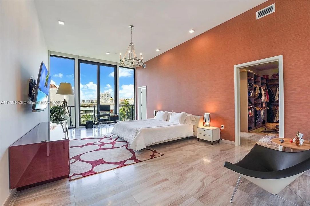 En Venta: $5,795,000 (4 camas, 5 baños, 3886 Pies cuadrados)