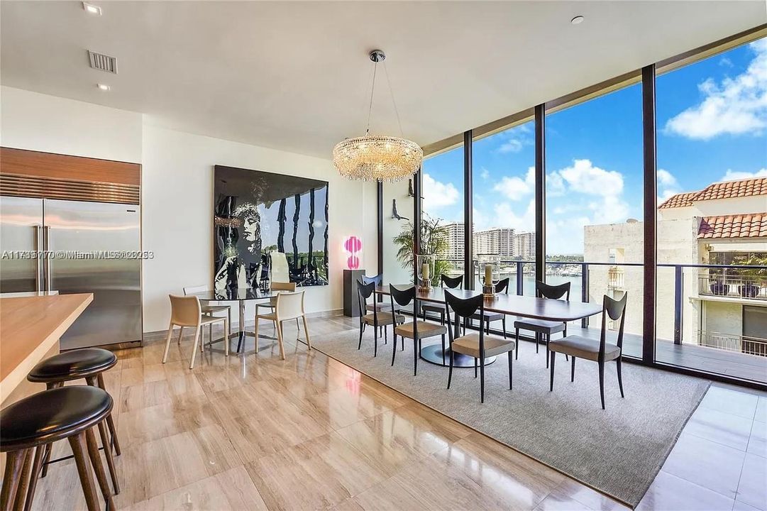 En Venta: $5,795,000 (4 camas, 5 baños, 3886 Pies cuadrados)