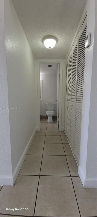 待售: $229,000 (1 贝兹, 1 浴室, 850 平方英尺)