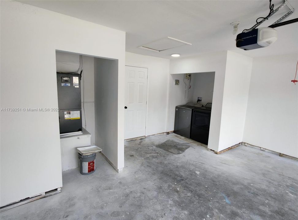 Recientemente alquilado: $2,200 (3 camas, 2 baños, 1747 Pies cuadrados)