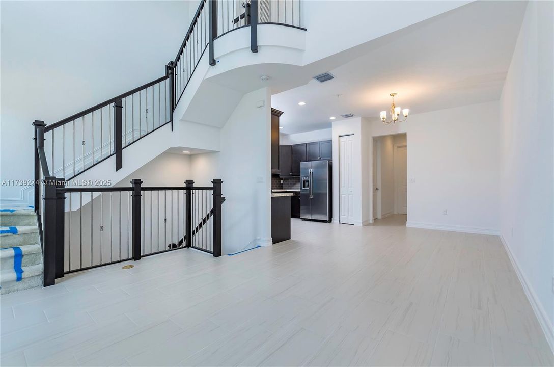 Недавно арендовано: $3,480 (3 спален, 3 ванн, 1919 Квадратных фут)