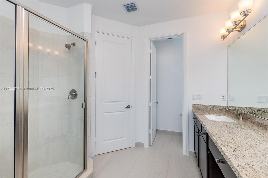 Недавно арендовано: $3,480 (3 спален, 3 ванн, 1919 Квадратных фут)