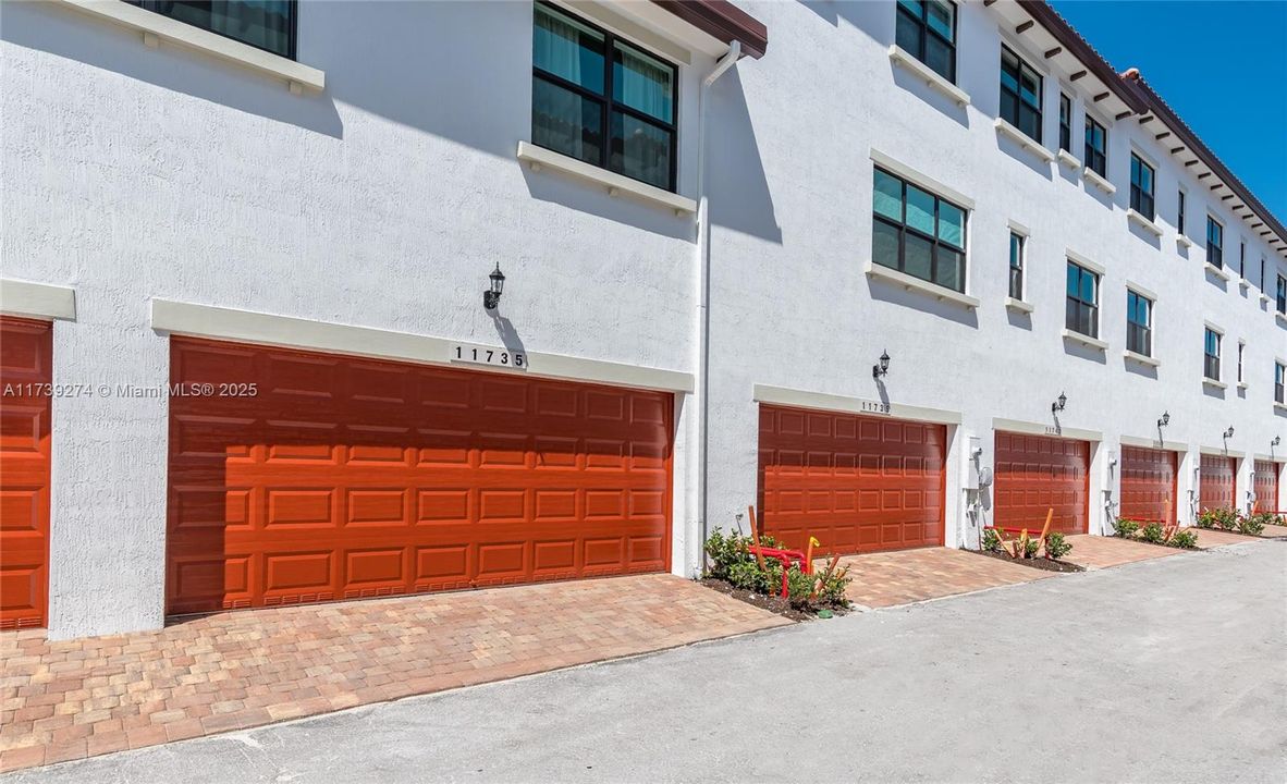 Недавно арендовано: $3,480 (3 спален, 3 ванн, 1919 Квадратных фут)