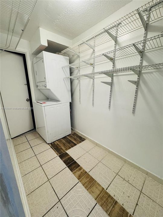 En Venta: $210,000 (1 camas, 1 baños, 518 Pies cuadrados)