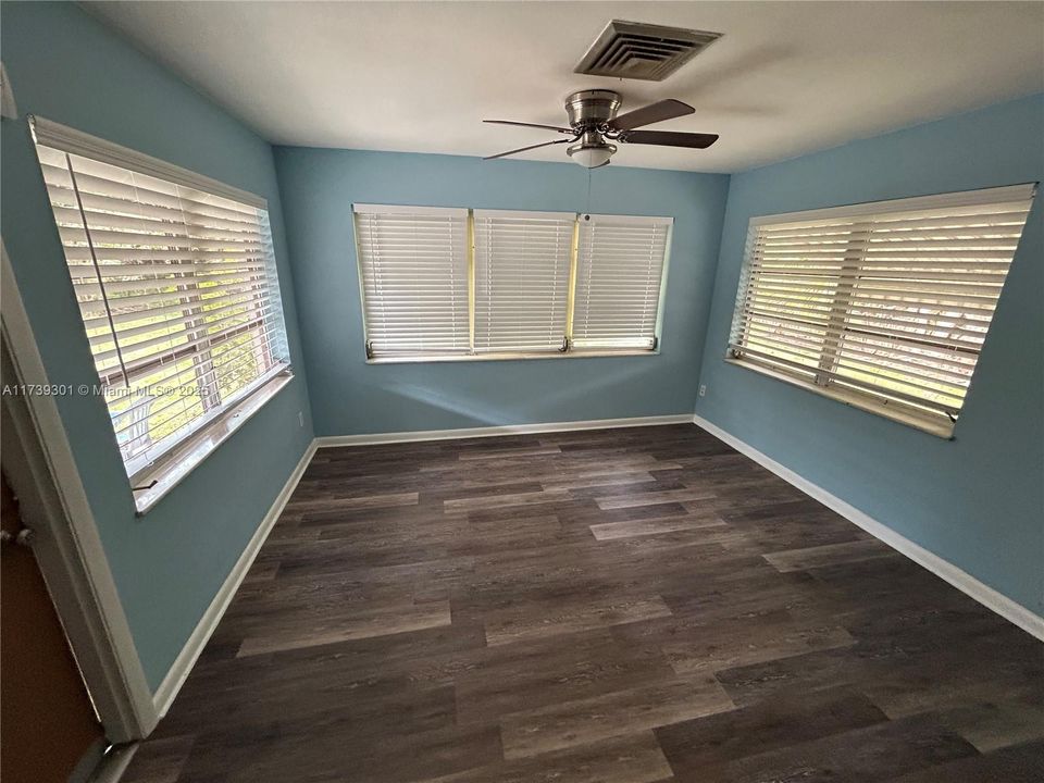 Recently Rented: $2,000 (2 beds, 2 baths, 1128 Square Feet)