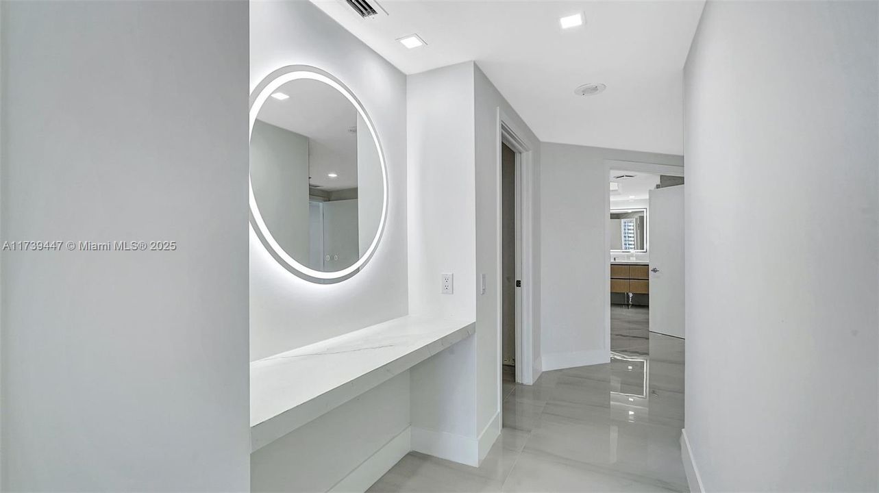 primary dressing area