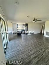 Recently Rented: $1,950 (3 beds, 2 baths, 1394 Square Feet)